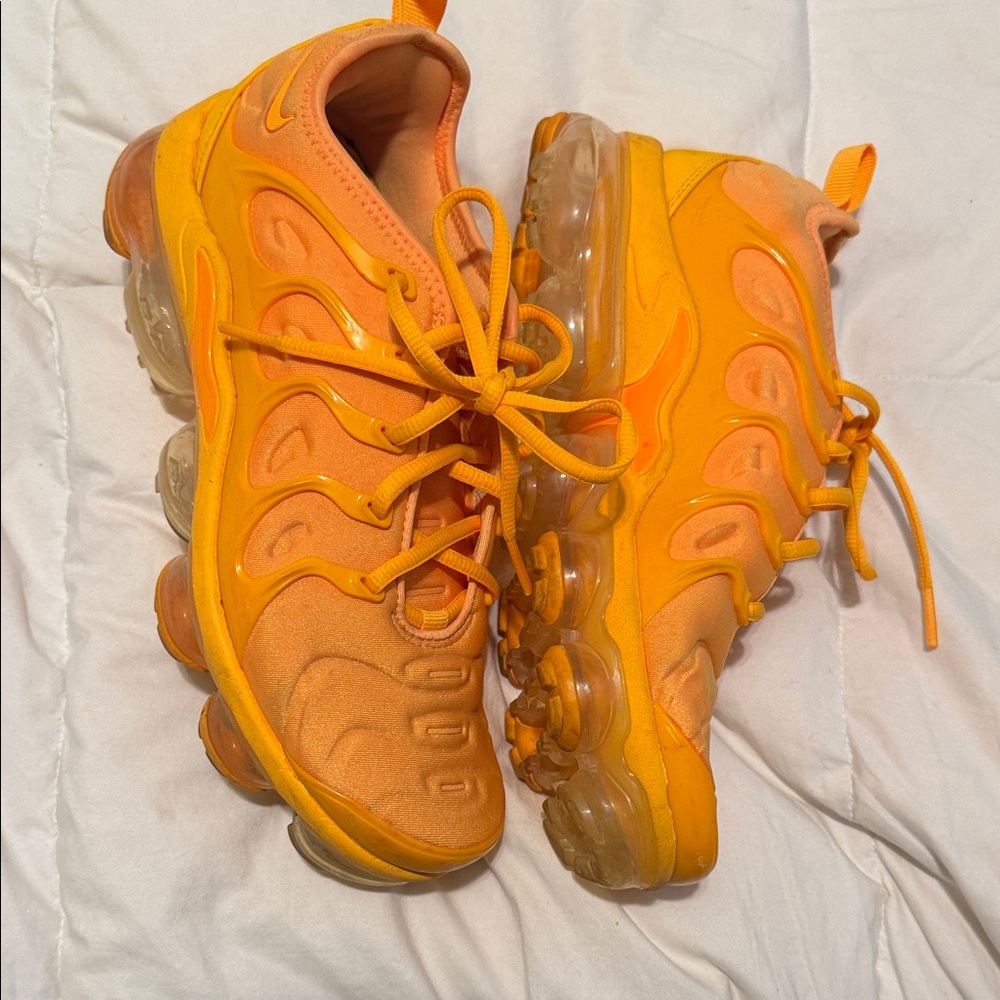 Nike Orange Women's Sneakers